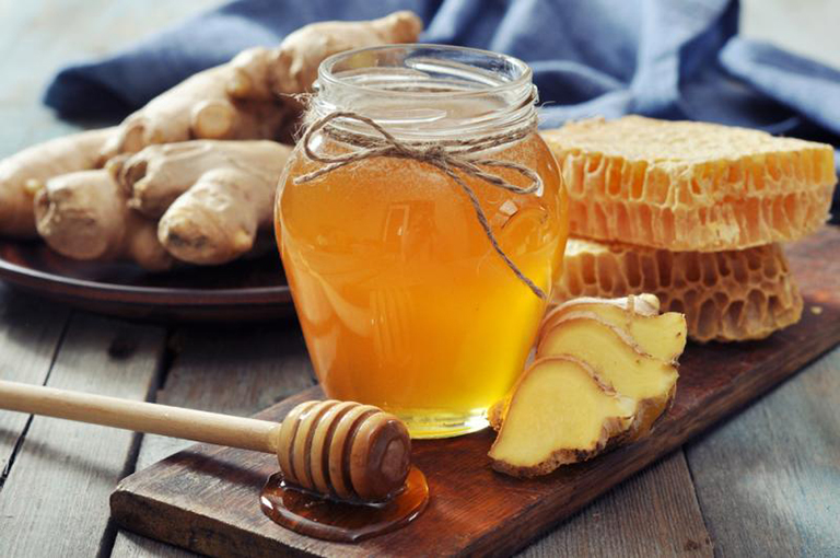 Khơi lại bản lĩnh của phái mạnh khi sử dụng mỗi ngày một ly nước ép gừng và mật ong nguyên chất