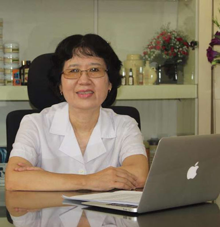 BS Lương Thanh Bình từng công tác tại nhiều bệnh viện lớn trên cả nước