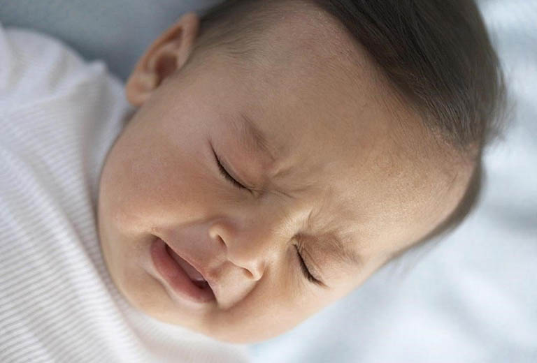 7 Cách trị ho cho trẻ sơ sinh an toàn không dùng thuốc