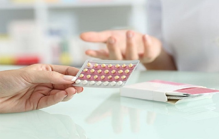 Lạm dụng các biện pháp tránh thai như đặt vòng, dùng thuốc gây tổn hại lâu dài cho các cơ quan sinh dục, dẫn đến rong kinh 