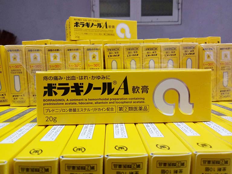 Tìm hiểu những thông tin cần biết về sản phẩm thuốc bôi trĩ chữ A của Nhật Bản: Thành phần, công dụng, chỉ định, hướng dẫn sử dụng và một số thông tin khác