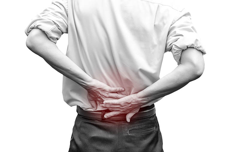Bị đau cột sống lưng dưới là bệnh gì? Làm sao khỏi?
