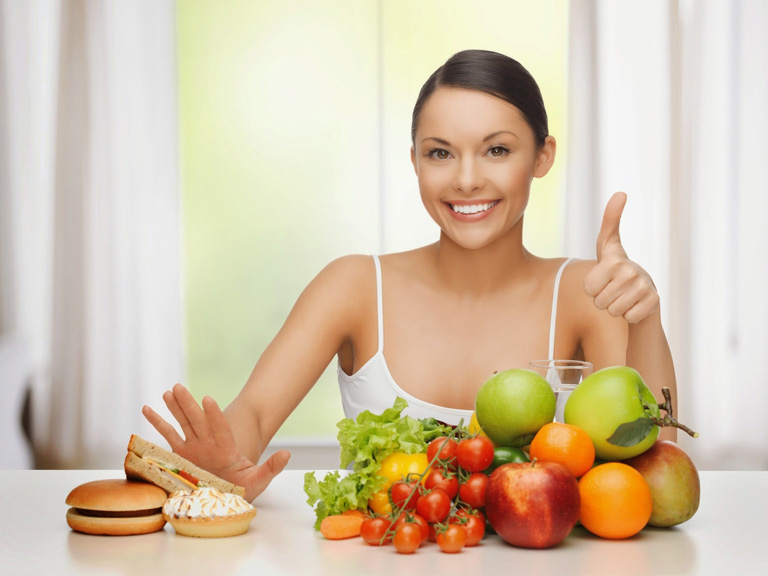 Kết hợp chế độ ăn uống, sinh hoạt khoa học để trị nám da hiệu quả