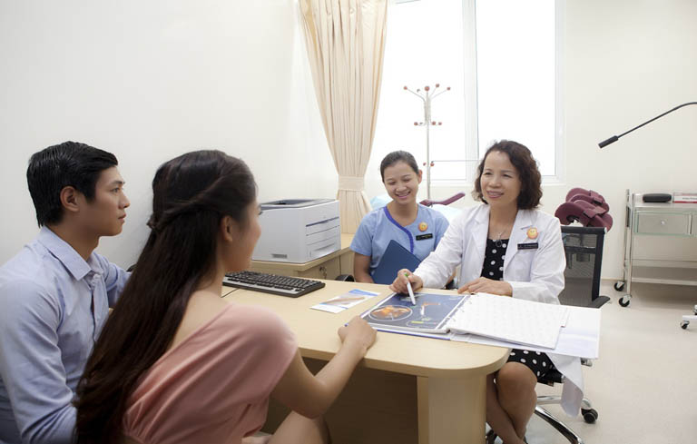Kinh nghiệm đi khám hiếm muộn