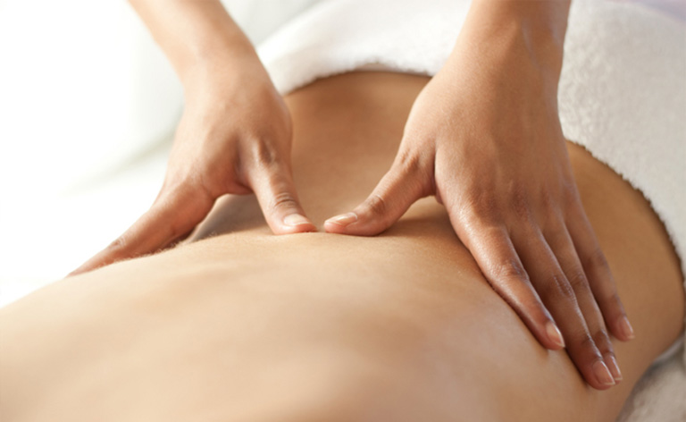 Massage giúp đẩy lùi cơn đau thắt lưng nhanh chóng và hiệu quả