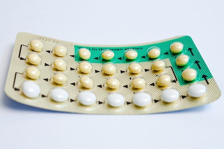thuốc trị mụn nội tiết an toàn, hiệu quả