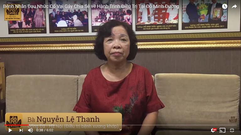 Bà Nguyễn Lệ Thanh chia sẻ về hiệu quả chữa xương khớp tại Đỗ Minh Đường (Ảnh chụp màn hình)