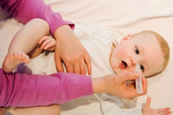 Cách chữa sổ mũi dân gian cho trẻ em