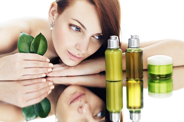 Trị rụng tóc sau sinh bằng cách làm tại nhà hiệu quả