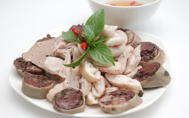 Ở Việt Nam, nội tạng động vật là món ăn khoái khẩu của nhiều người. Tuy nhiên, nếu đang bị viêm khớp phản ứng thì bạn cần kiêng món này nếu không muốn bệnh tình trầm trọng hơn.