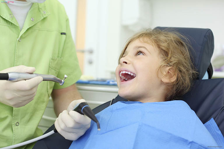 Phương pháp điều trị áp xe chân răng ở trẻ 