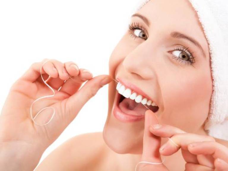 Giữ gìn vệ sinh răng miệng sẽ giúp ngăn ngừa và đẩy lùi các vấn đề về răng miệng hiệu quả