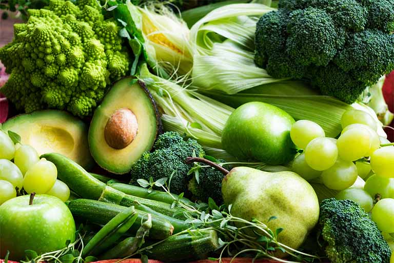 Bị nhiệt miệng nên ăn nhiều rau xanh để làm mát cơ thể