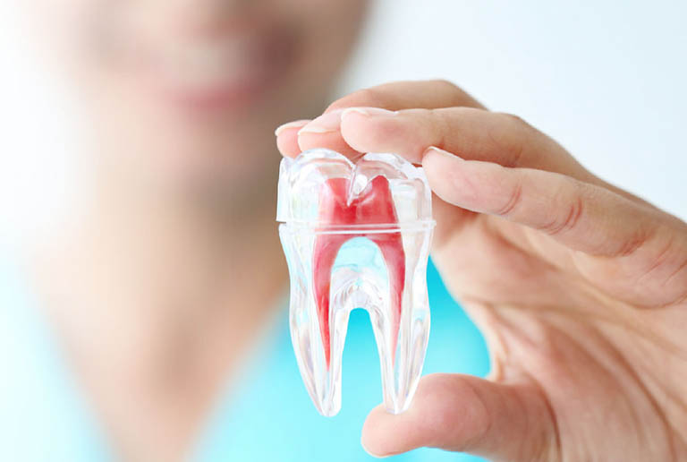 12 cách điều trị viêm tủy răng tại nhà an toàn hiệu quả