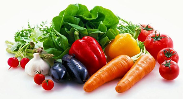 Bổ sung vào chế độ ăn uống các loại thực phẩm giàu vitamin để cải thiện tình trạng da