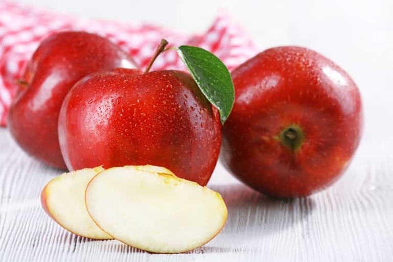 Người bệnh gout nên ăn hoa quả gì để hỗ trợ điều trị?