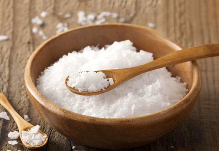 Các thực phẩm chứa nhiều muối không tốt cho người mắc chứng thận hư.