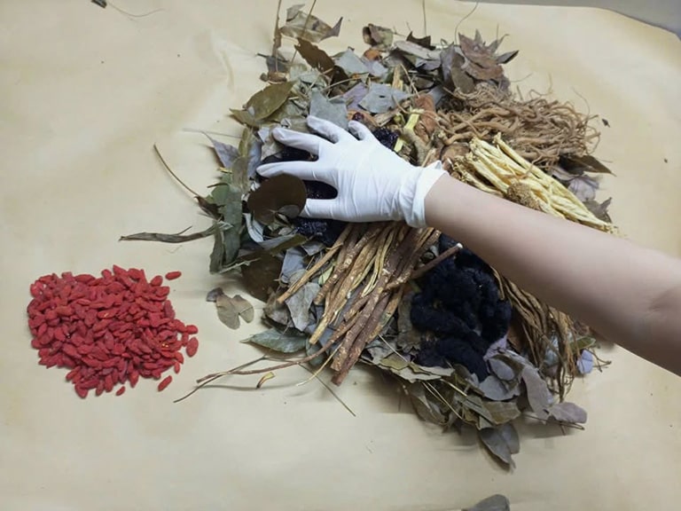 Bài thuốc chữa xương khớp của lương y Tuấn