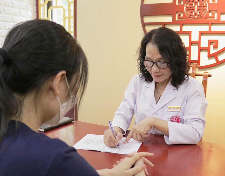 Bác sĩ Lê Phương chữa khỏi đau dạ dày cho hàng ngàn bệnh nhân