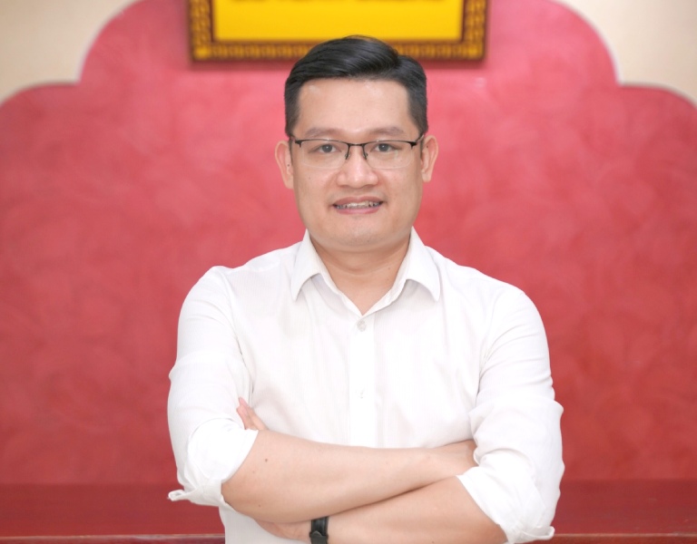 Bác sĩ Trần Hải Long có hơn 15 năm kinh nghiệm khám chữa bệnh bằng YHCT